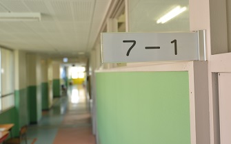 ７－１クラス表示板